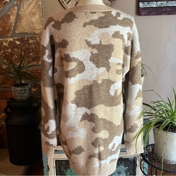 Lucky Brand Size Large New Tunic Sweater Cardigan Wool Blend Camo Tan Neutral - Picture 3 of 4